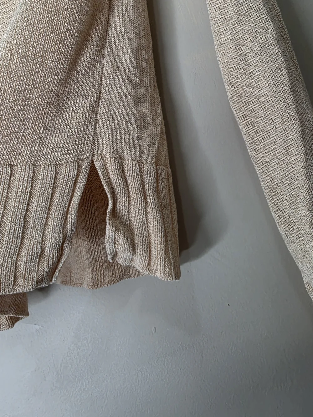 Ann Taylor LOFT Beige Knit Sweater Ruffle Hem Size S Soft Lightweight